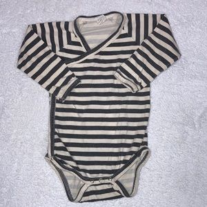 Kate quinn striped wrap onesie organic cotton 12/18m